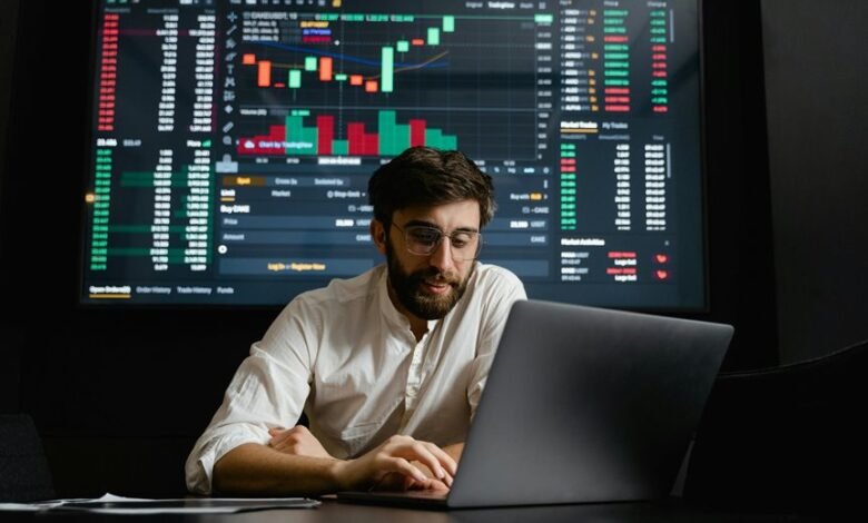 top investment strategies 2025